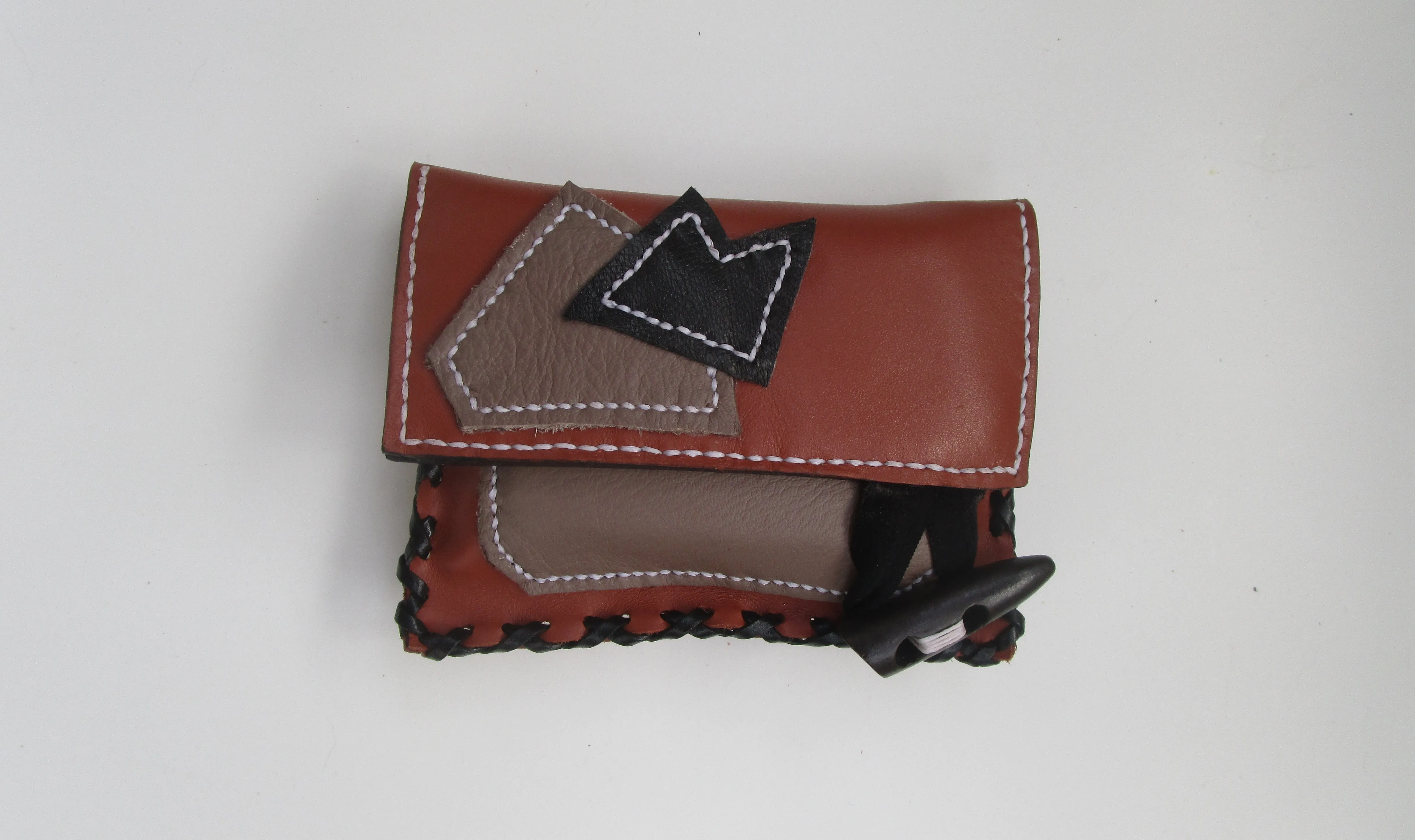 Pochette de rangement serviette hygénique en cuir marron